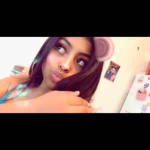 Meet your Posher, Britney